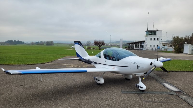 TL Ultralight TL-2000 STING S4