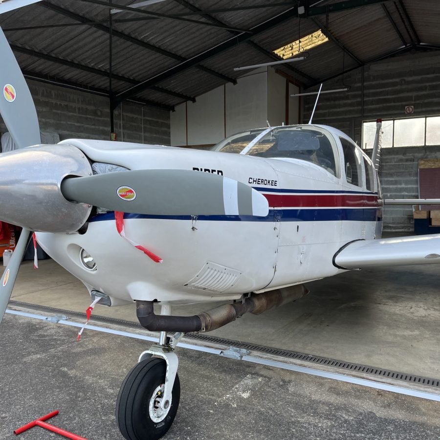 1977 Piper PA-32-260