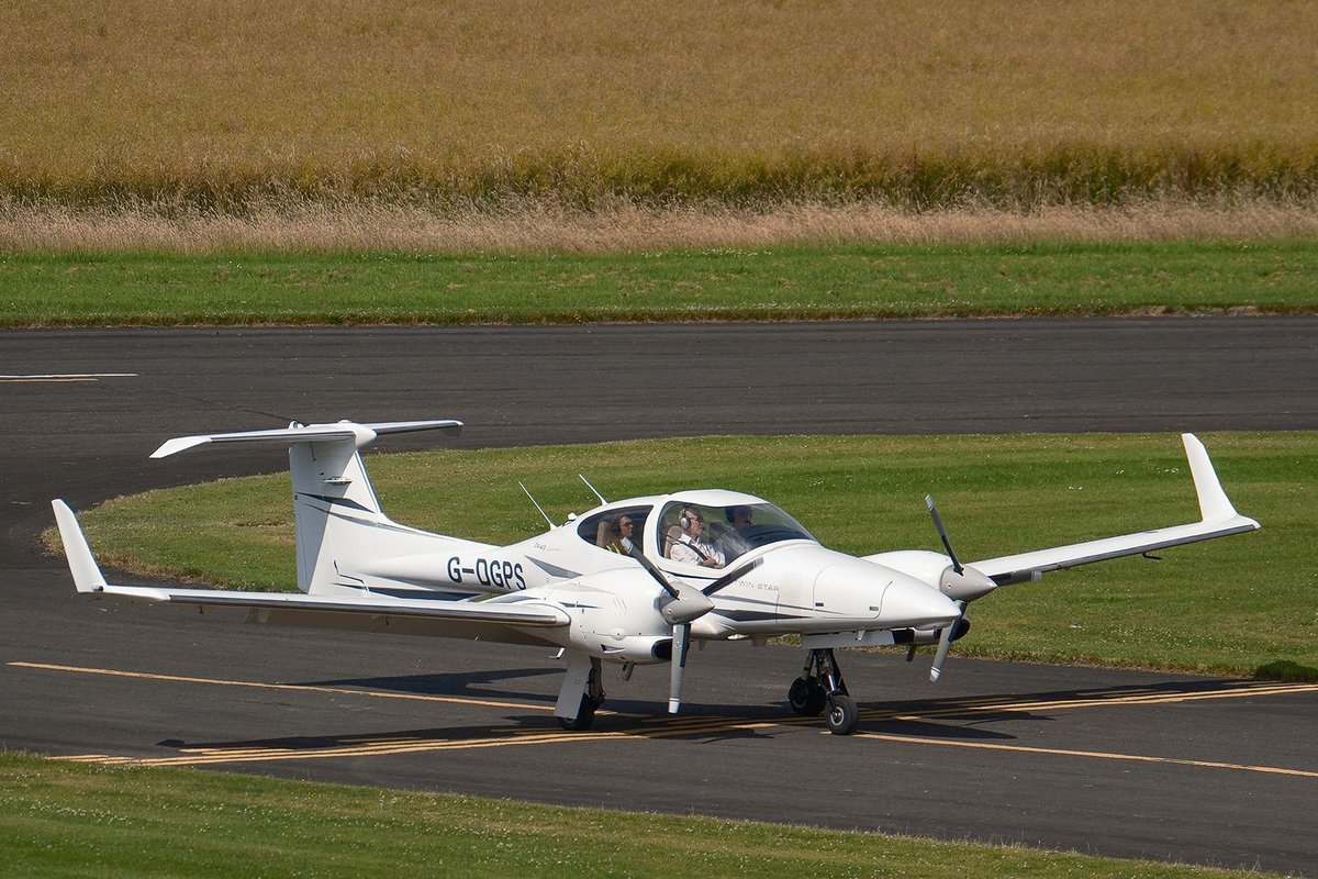 2006 Diamond DA42