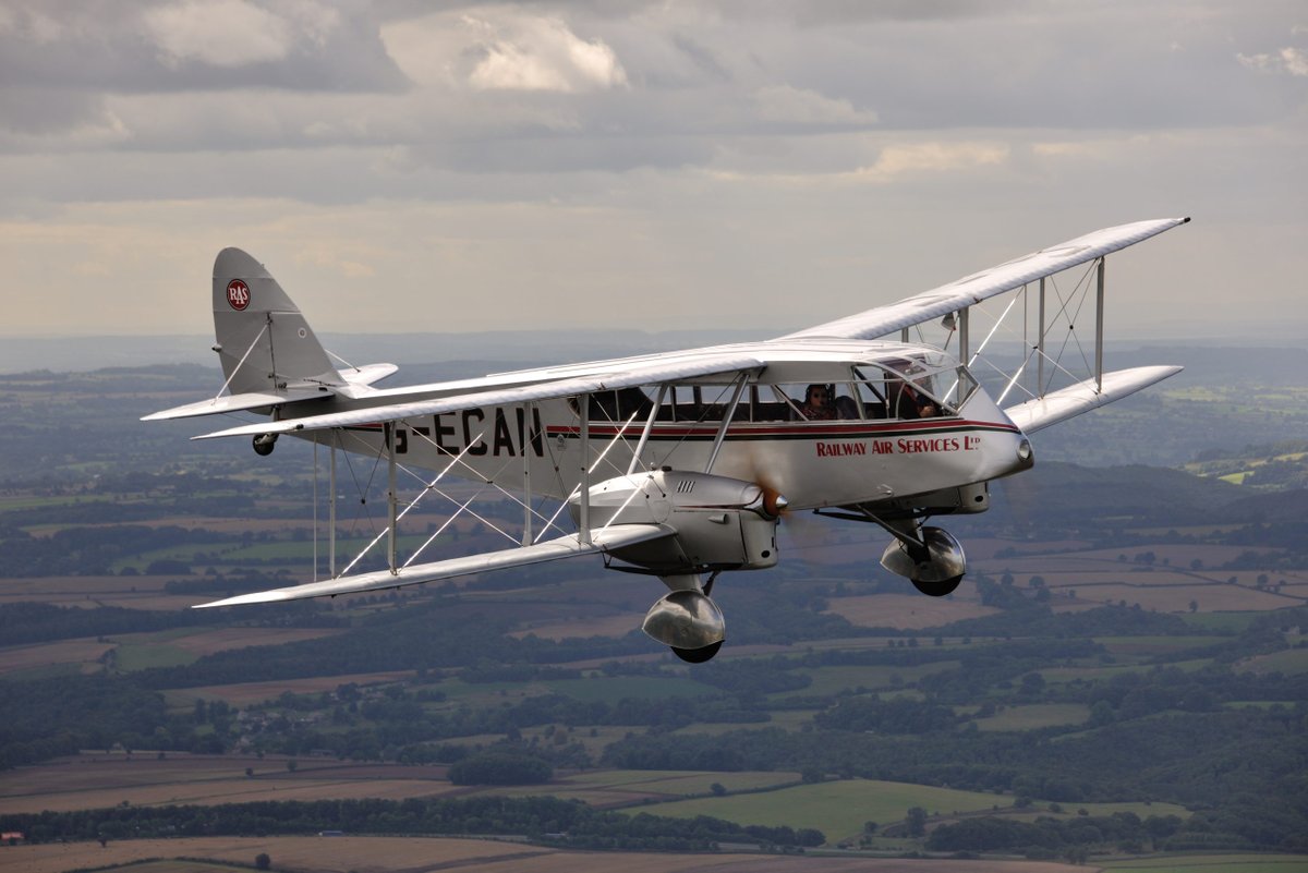 1943 de Havilland DH84 Dragon