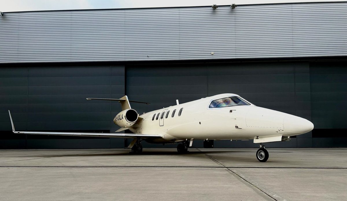 2004 Bombardier Learjet 40