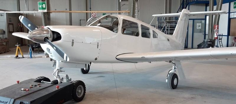 1982 Piper PA-28RT-201 Arrow IV, photo 1