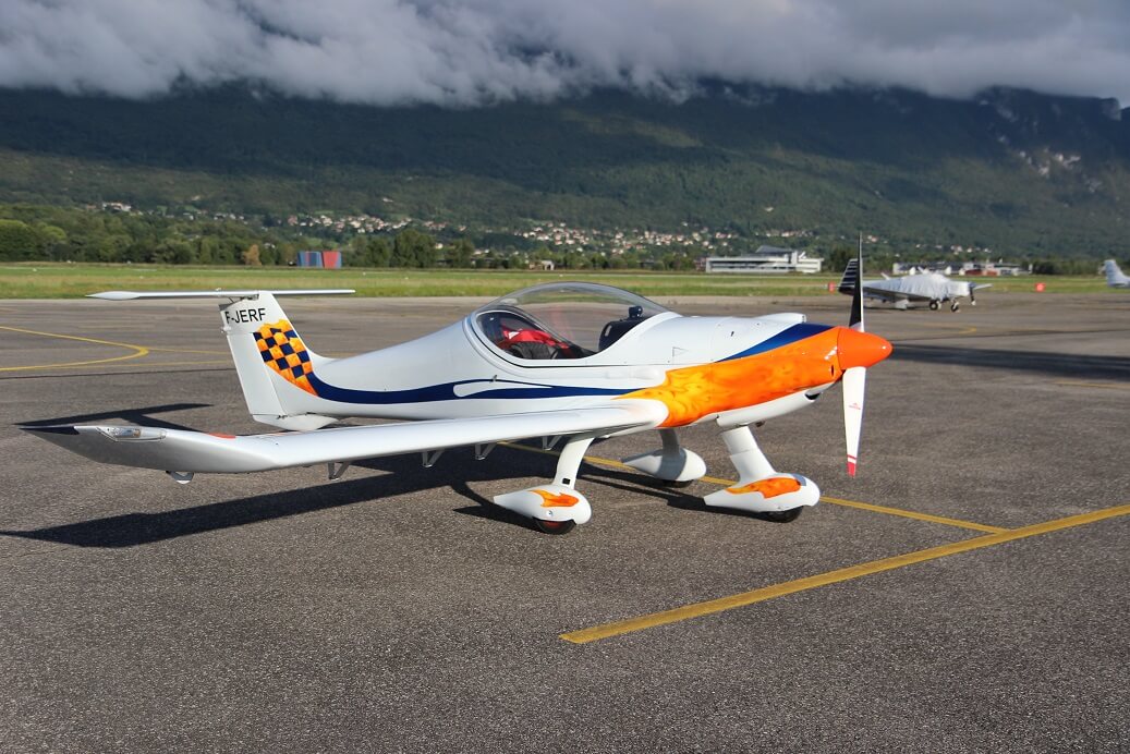2002 MCR ULC