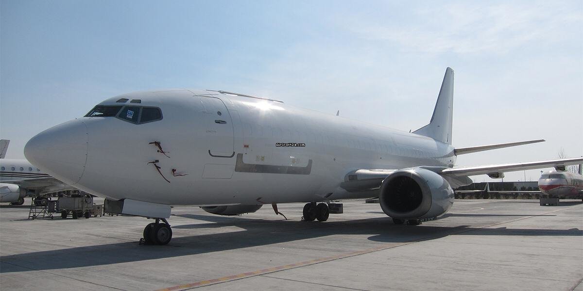 Boeing 737-400 Freighter