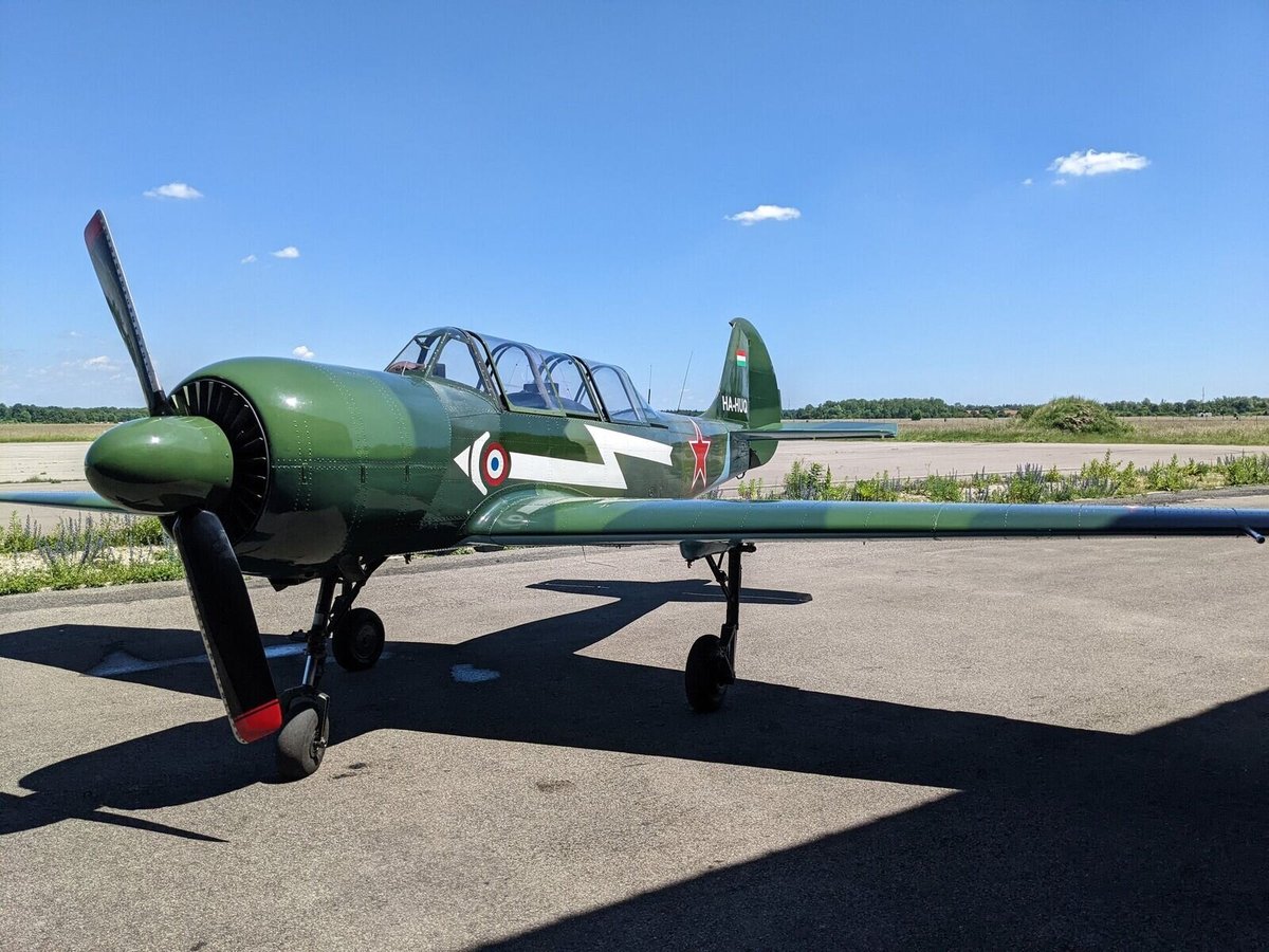Yakovlev YAK 52- never used as a trainer-no Experimental