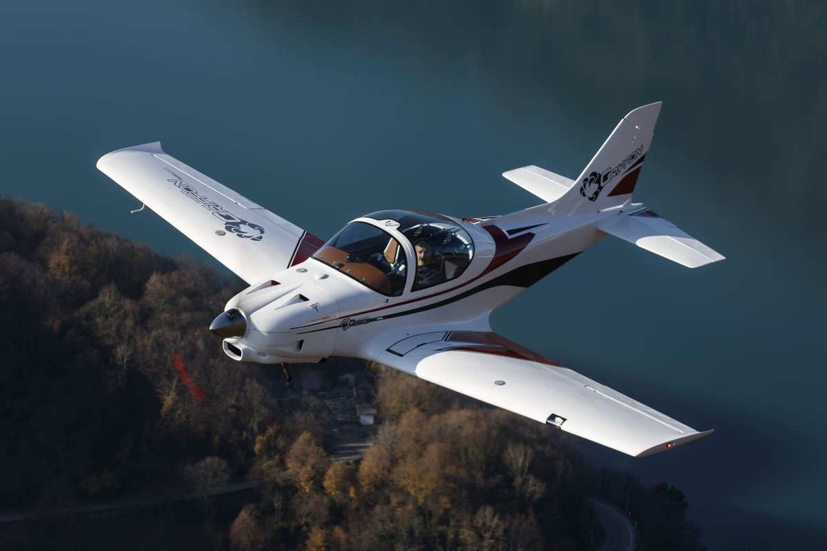 Alpi Aviation Pioneer 300 UL