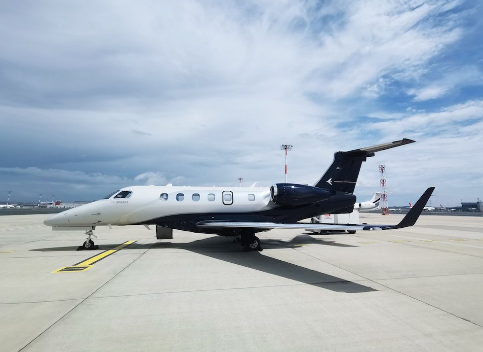 2017 Embraer Phenom 300