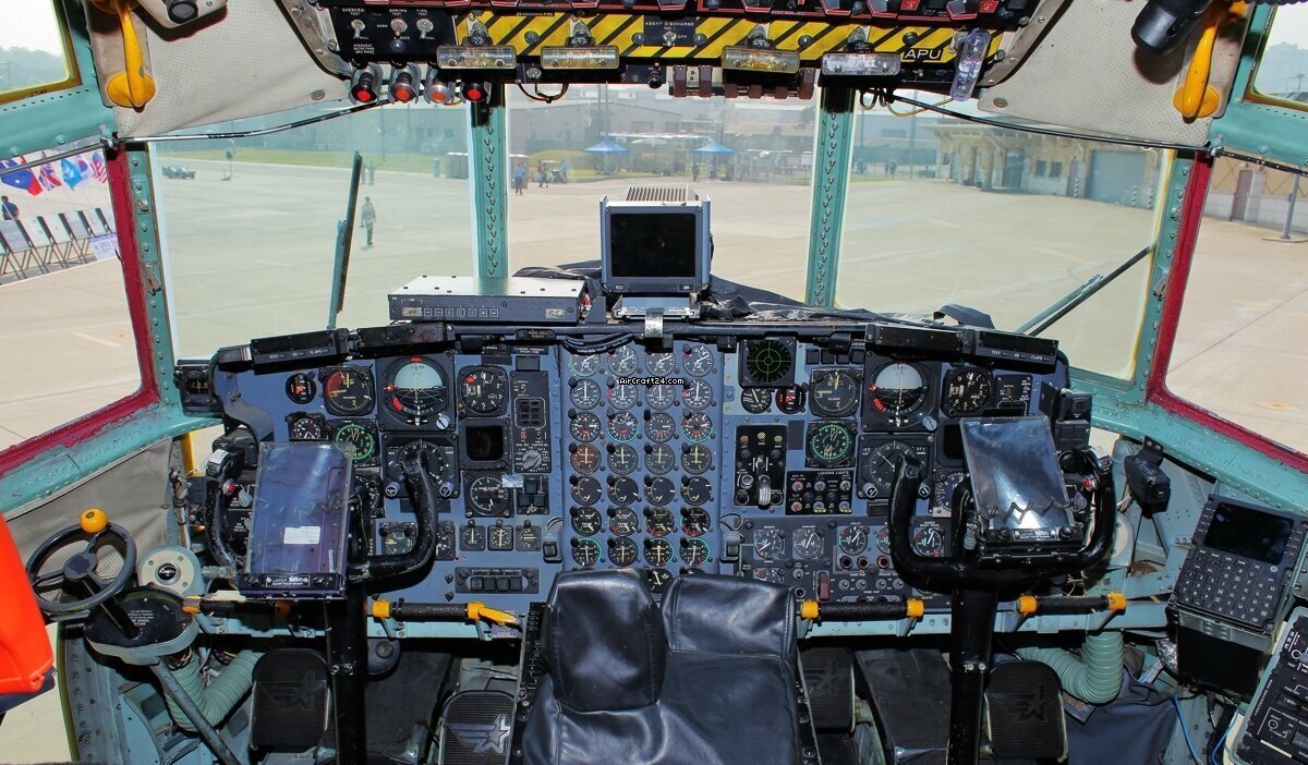 Lockheed C-130