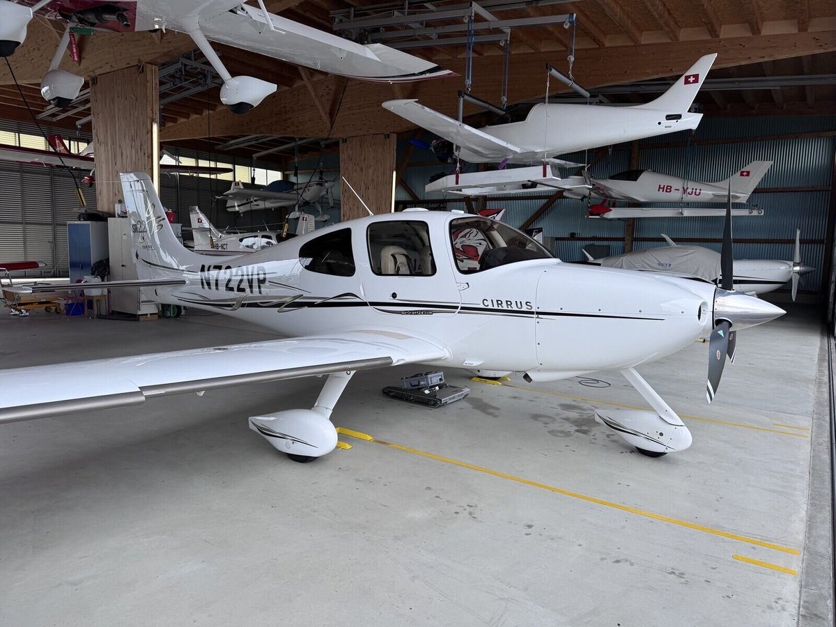 Cirrus SR22-G2 GTS TN