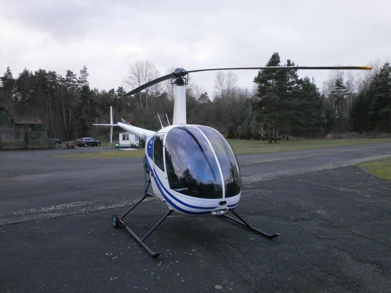Robinson R22