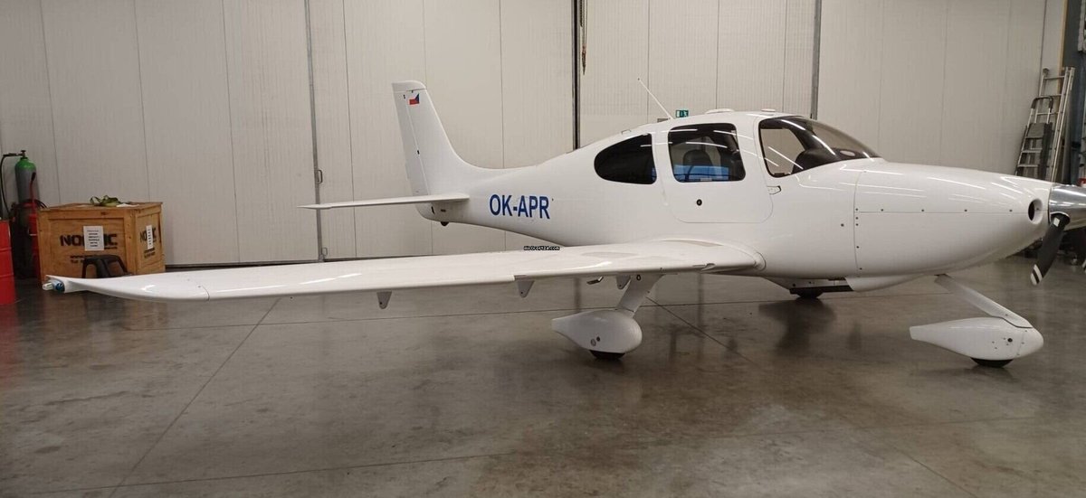 Cirrus SR20 G2