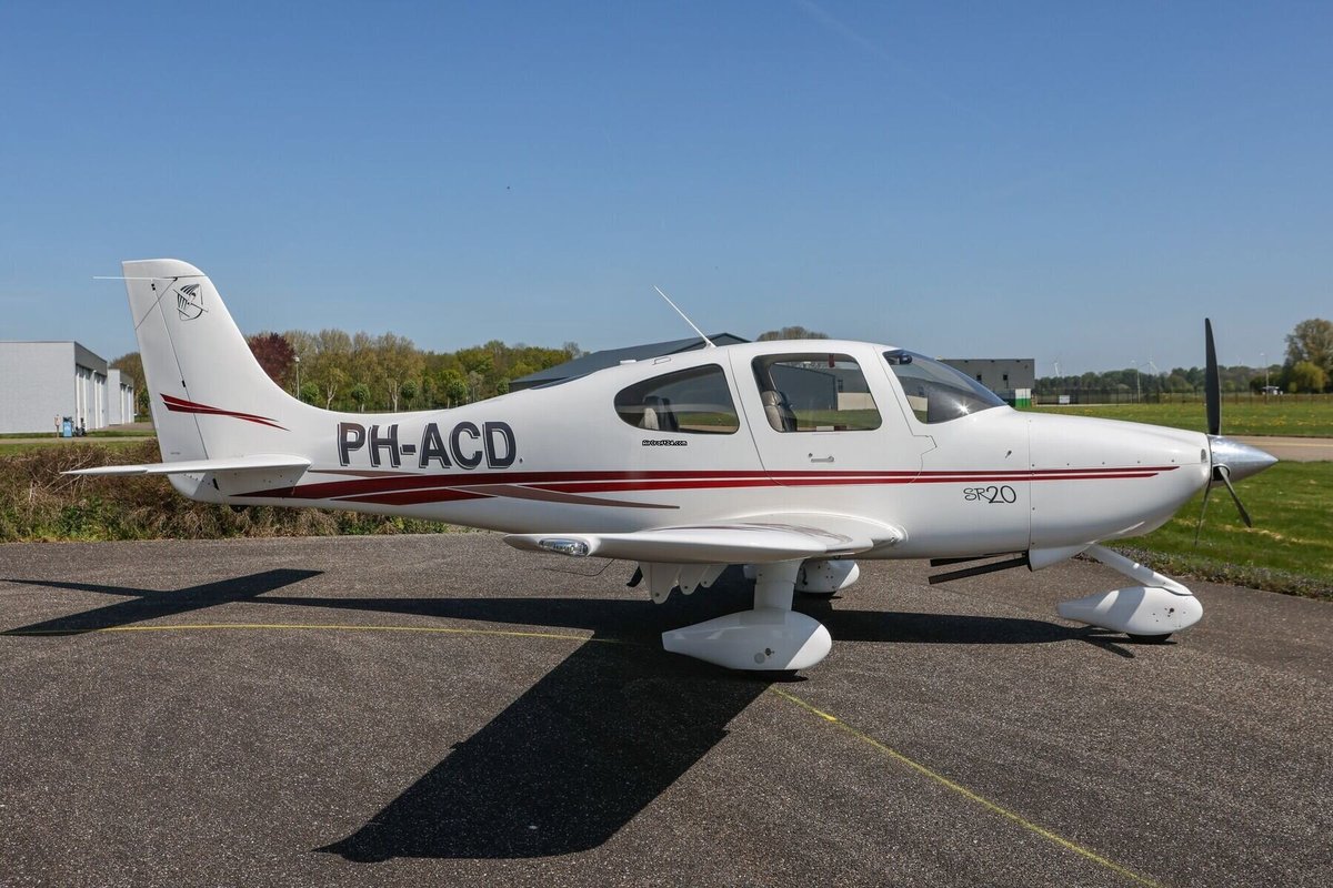 2003 Cirrus SR20 G1