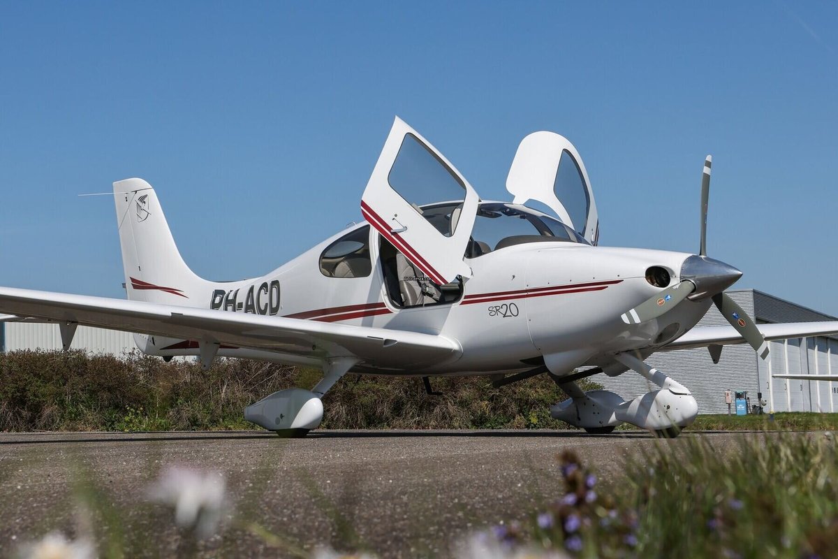 2003 Cirrus SR20 G1