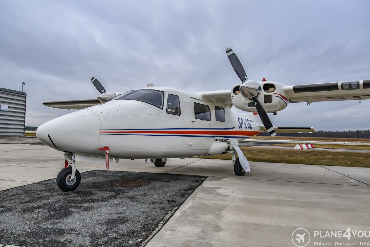 2011 Vulcanair P68.R Victor