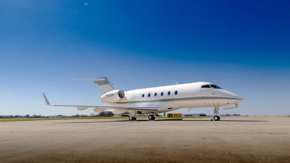Bombardier Challenger 300