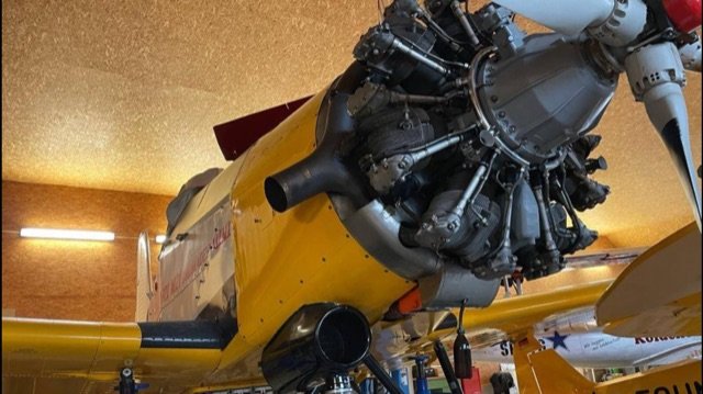 PZL - Mielec M-21 Dromader Mini PZL      Mielec M-21 Dromader Mini