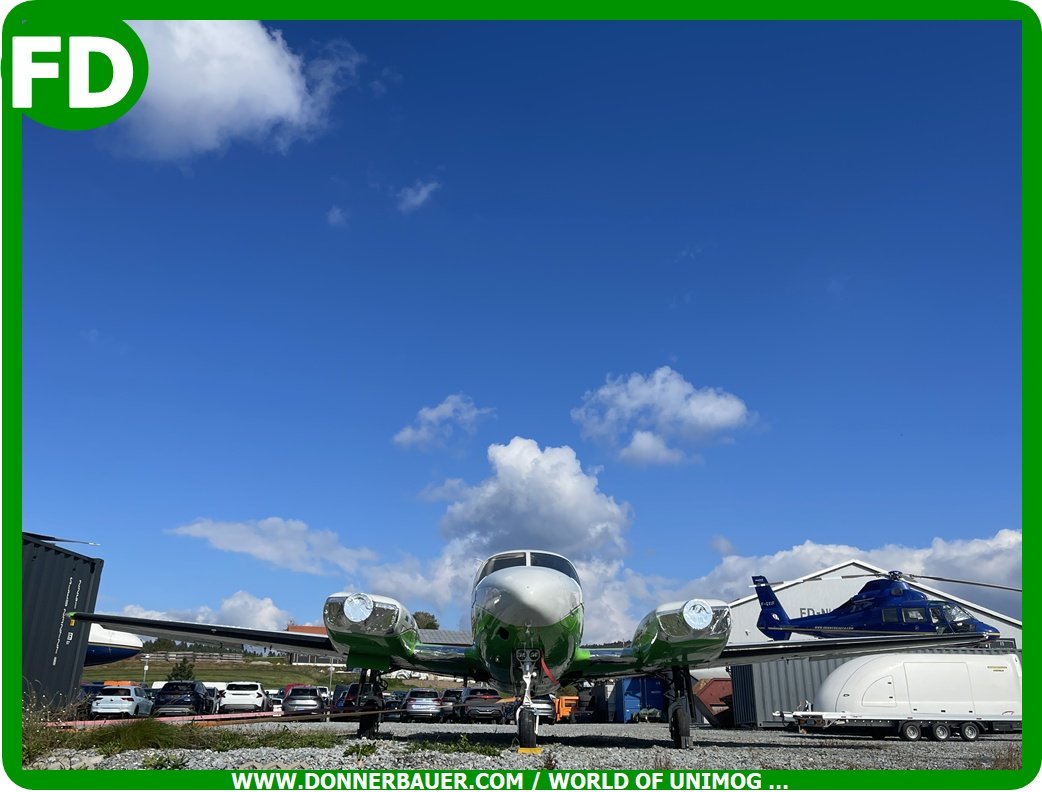 Piper - PA-31 Navajo komplett für Dekoration       PA-31 Navajo