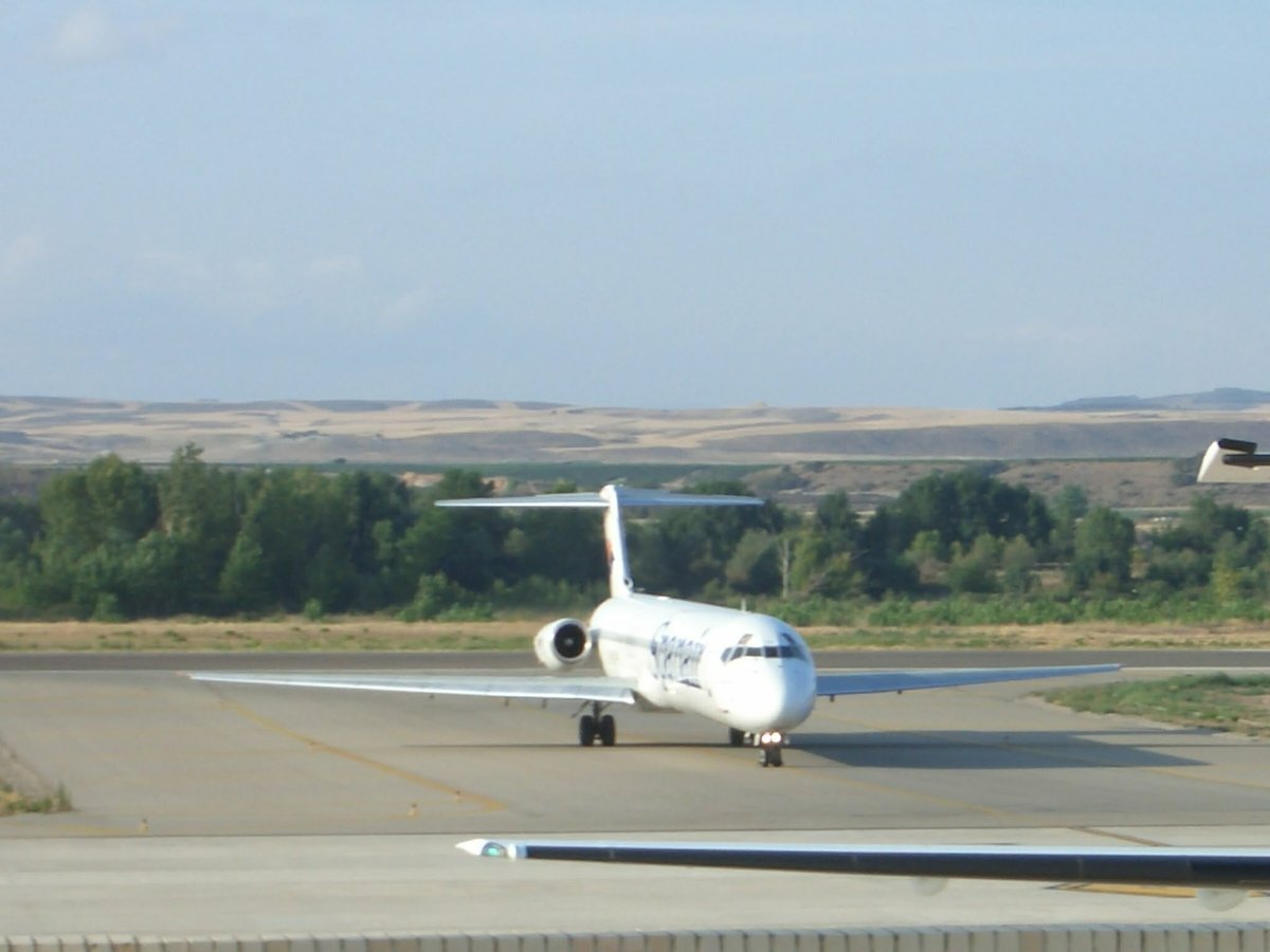 Boeing MD 87