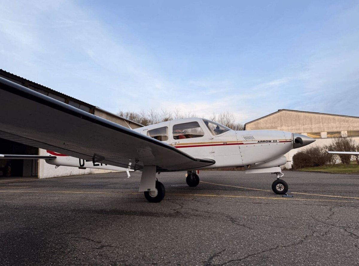 Piper PA-28R-201T Turbo Arrow III