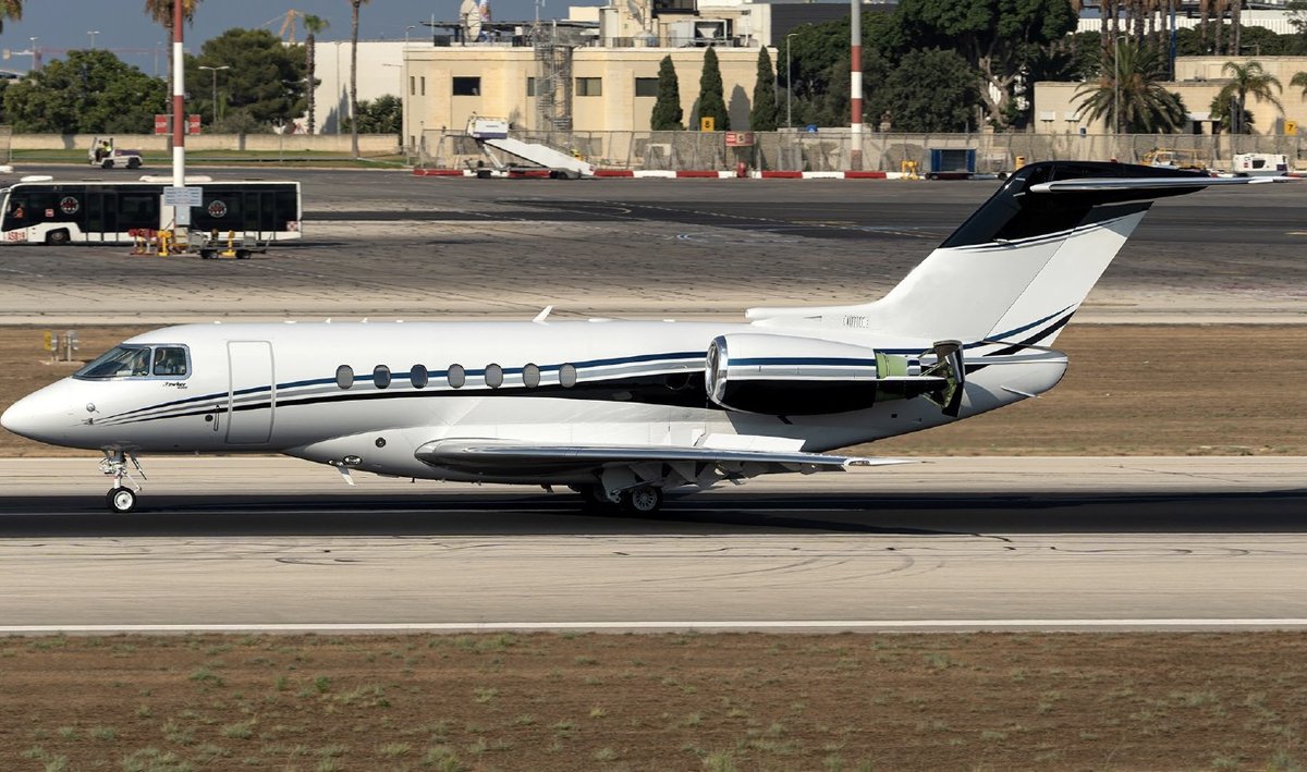 2012 Hawker 4000