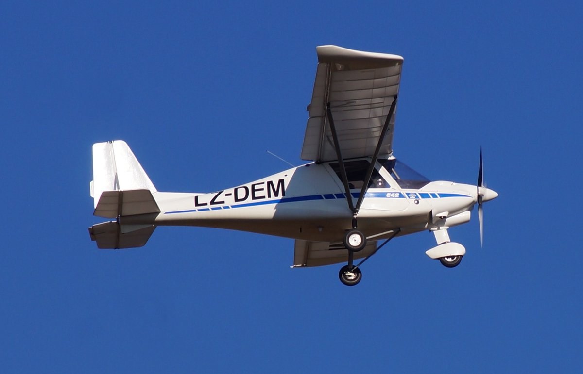 Comco Ikarus C42B