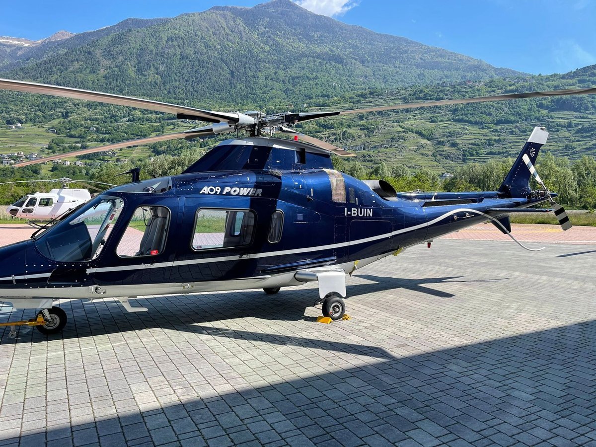 2000 AgustaWestland AW109E Power