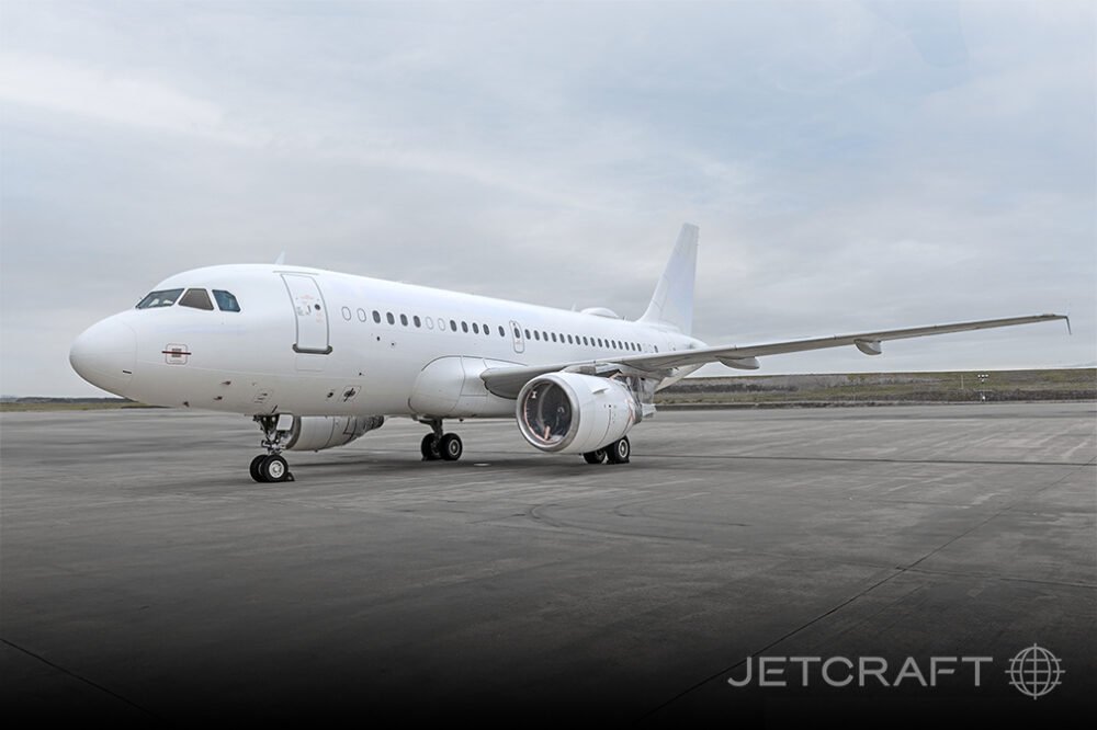 2001 Airbus A319CJ