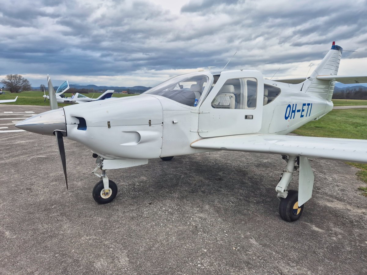 1975 Commander 112A OH-ETI