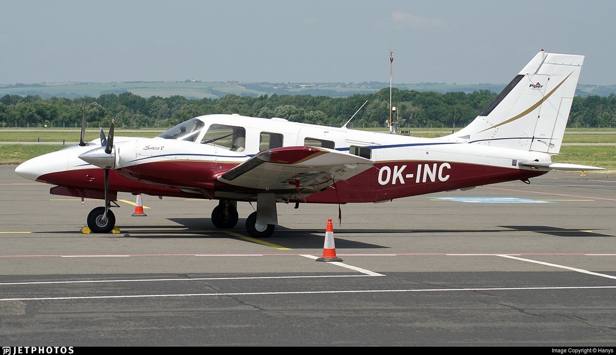 2001 Piper PA34 220T Seneca V