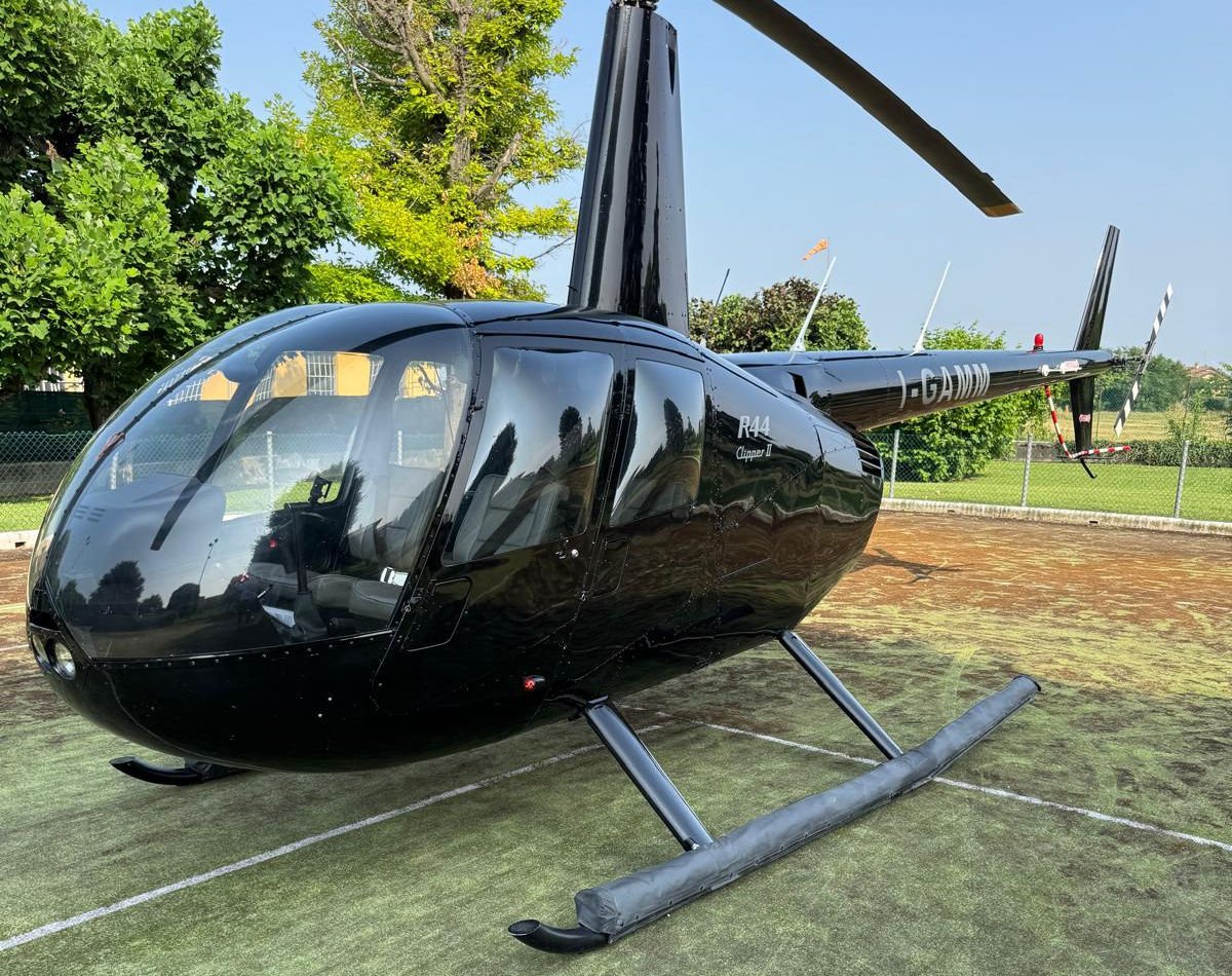 2005 Robinson R44 Clipper II