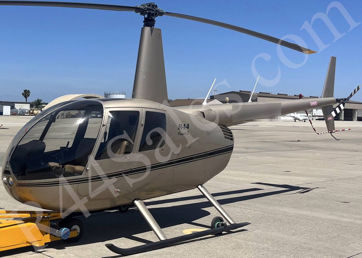 Robinson R-44 Raven II