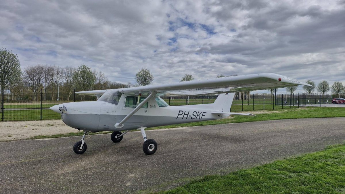Cessna 150 M glass PFD