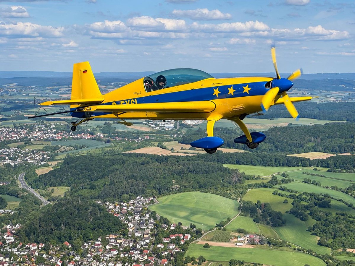 Extra 300 L