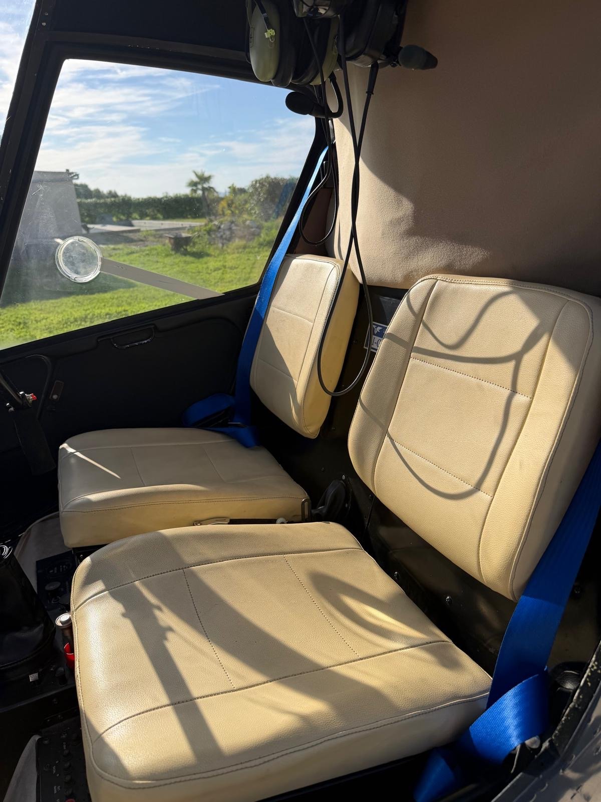 2016 Robinson R22, photo 6