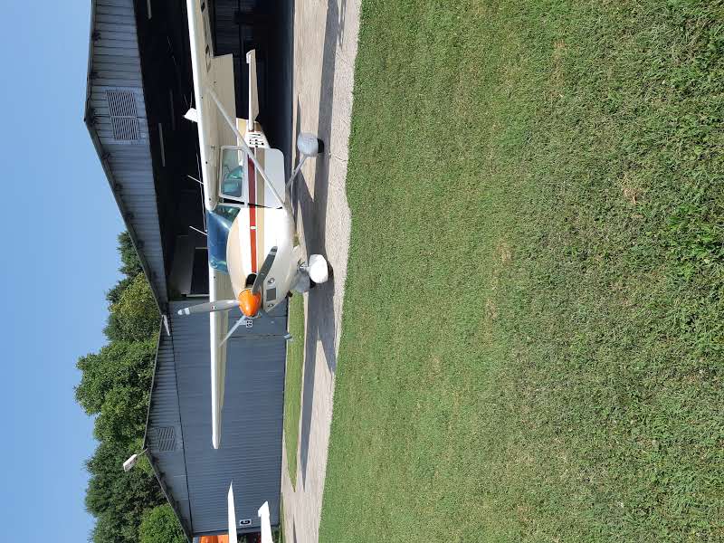 1980 Cessna 182, photo 2