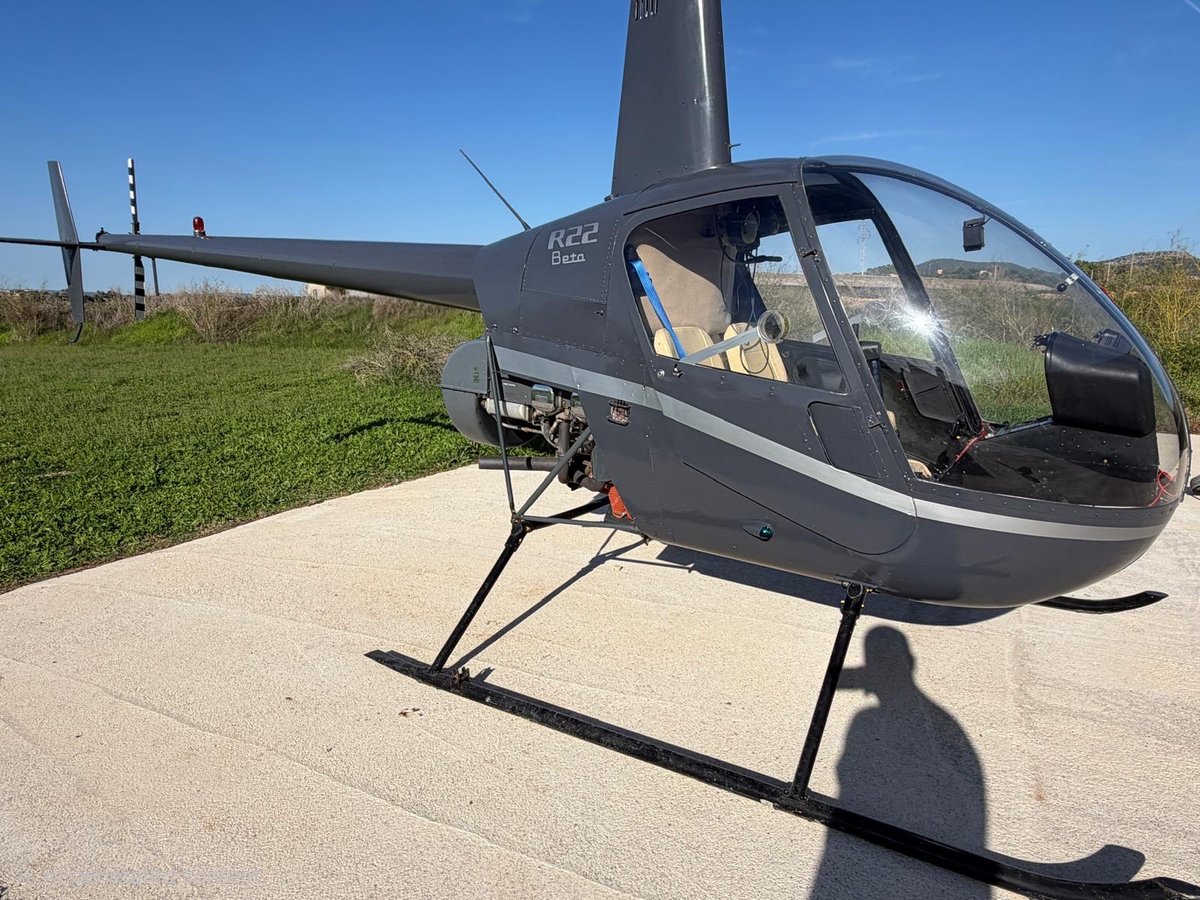 2016 Robinson R22, photo 2