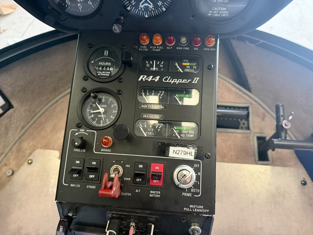 2006 Robinson R44 (N279HL), photo 13