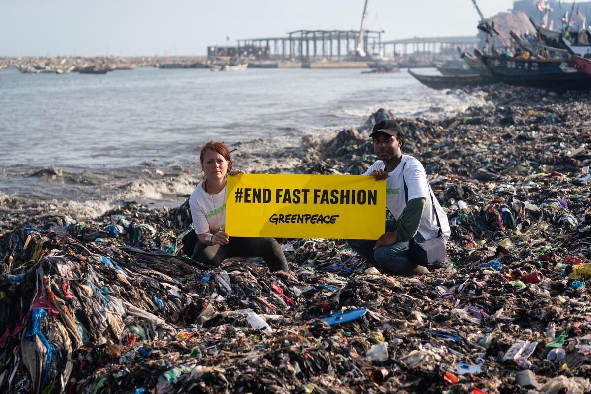Fast fashion problems and 4 reasons it will never be green