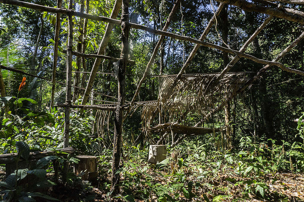 Acampamento de invasores dentro da TI Karipuna