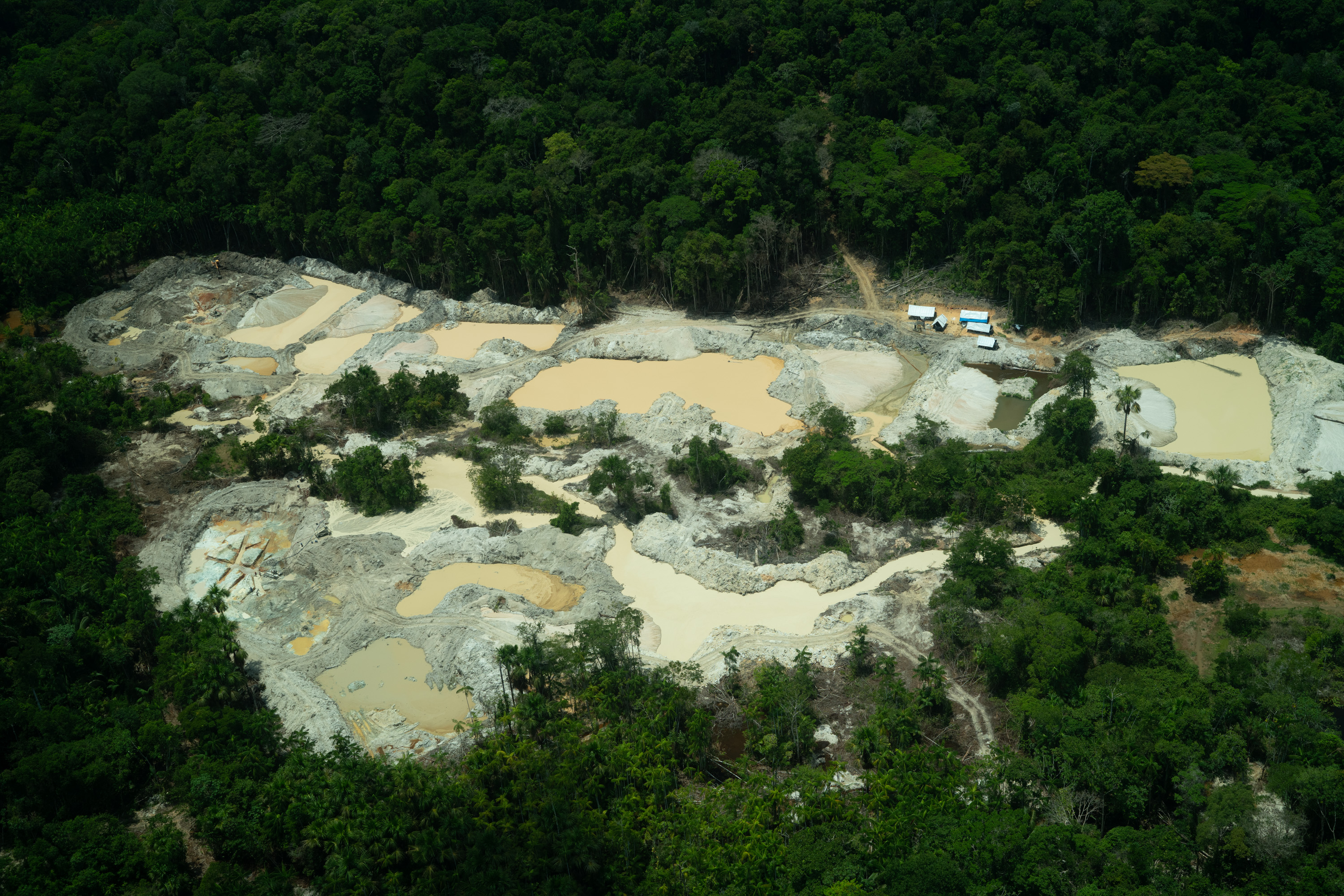 vista aérea de garimpo na Flona Itaituba I