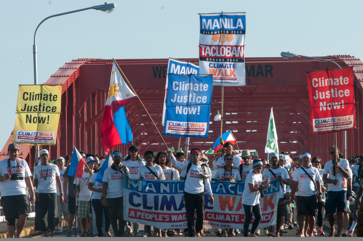 Typhoon Haiyan Anniversary Solidarity Events in The Philippines © Roy Lagarde / Greenpeace