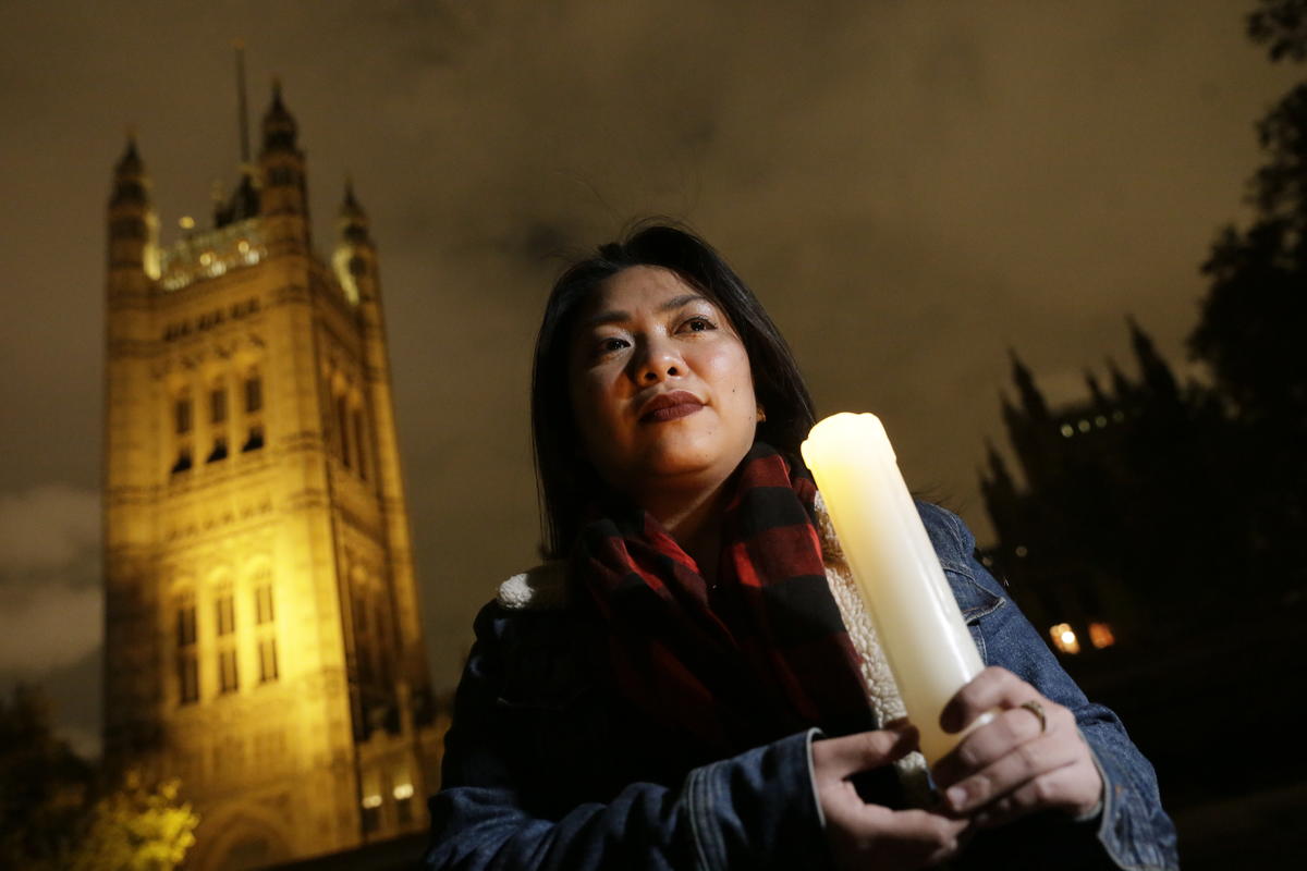 Filipino Typhoon Survivors in London. © Jiri Rezac