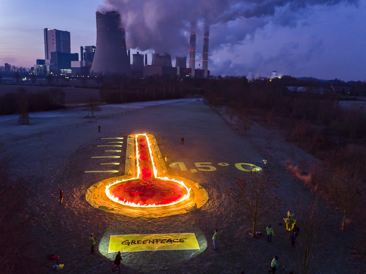 Action at Power Plant Niederaussem in Germany. © Lucas Wahl