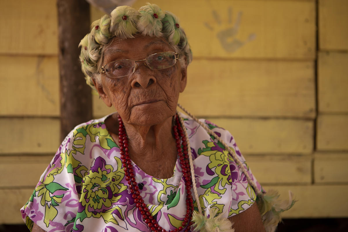 Antônia Remunganha, the indigenous elder of the Naô Xoha village affected by the dam collapse  © Nilmar Lage