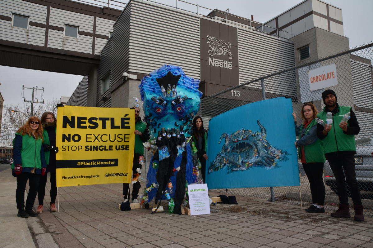 Plastic Monster Action at Nestlé Factory in Toronto. © Morgan Corseaux / Greenpeace