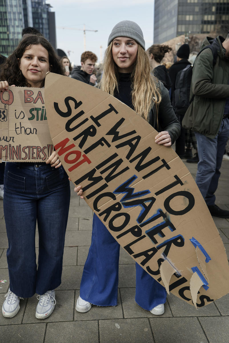 Thousands of Students on Seventh Climate March in Brussels. © Greenpeace / Eric De Mildt