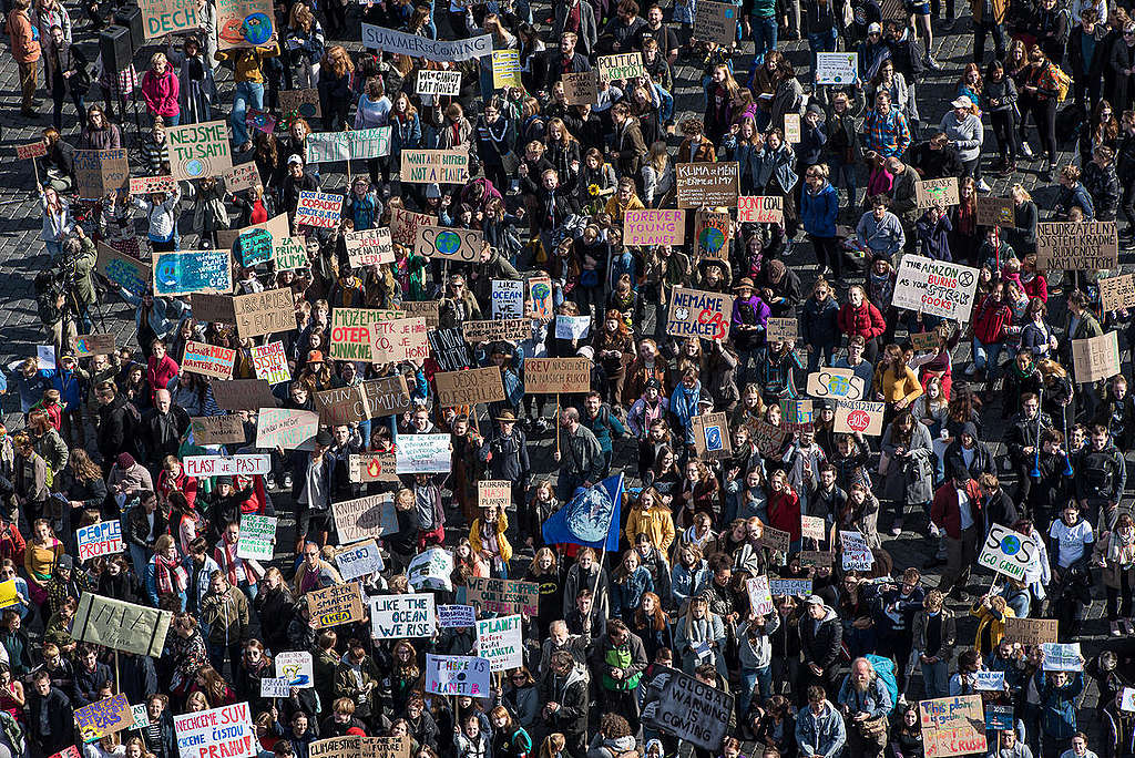 Global Climate Strike in Prague. © Petr Zewlakk Vrabec / Greenpeace