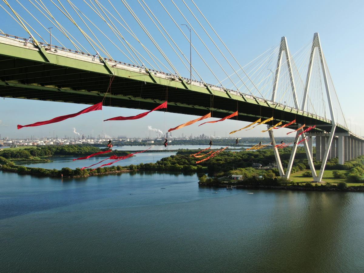 Climbers Block Houston Ship Channel Traffic in Texas - Aerial. © Greenpeace