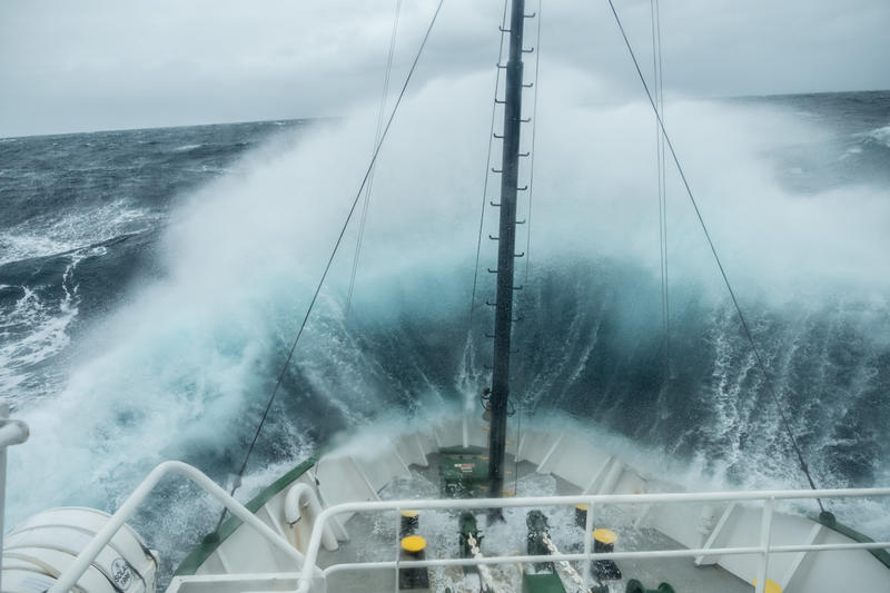 Arctic Sunrise, pole to pole tour, Atlantic ocean, sea sickness,