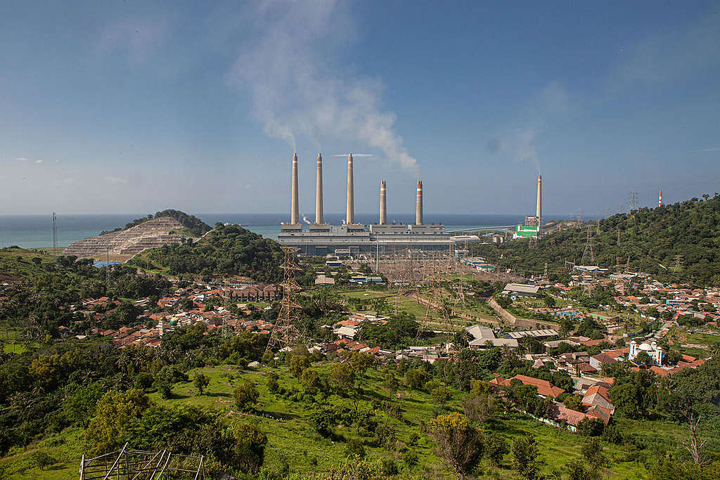 Clean Air Now Photo Op in Banten. © Rendra Hernawan / Greenpeace